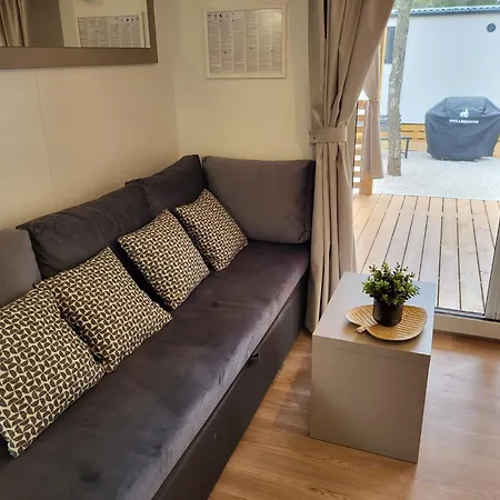 Michelle Mobile Holiday home
